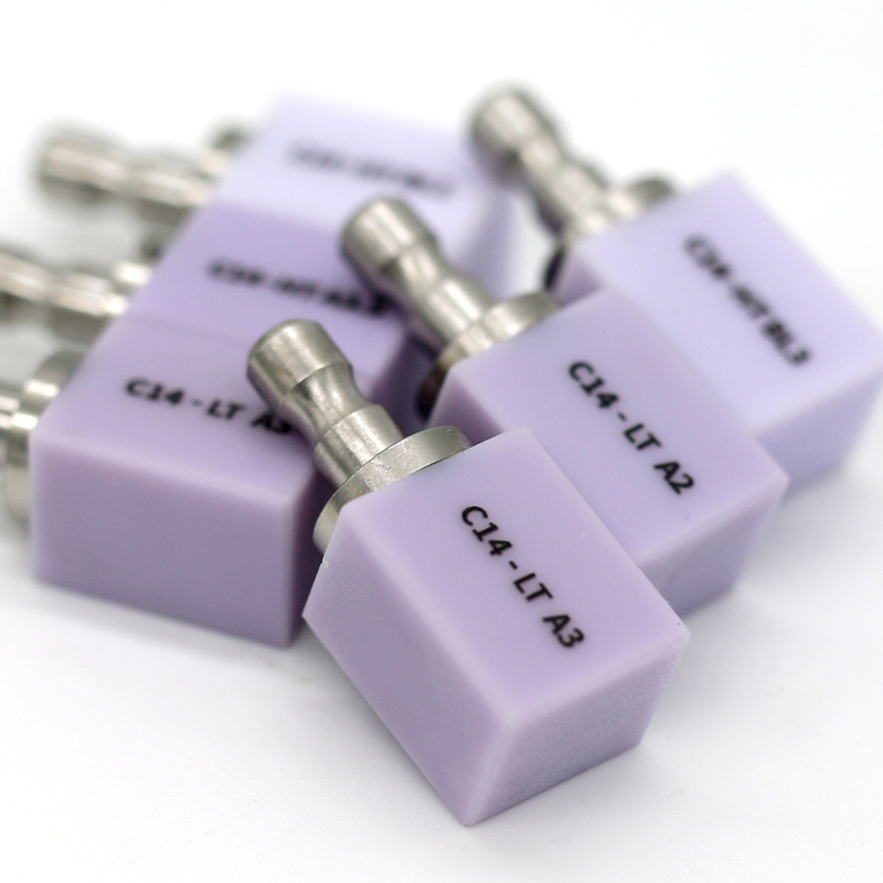 Audental Glaskeramik Stark haftende Klebetechniken für Frontzahnrestaurationen